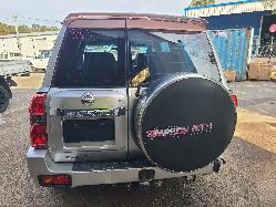 View Nissan Patrol 2011 4 Door Station Wagon