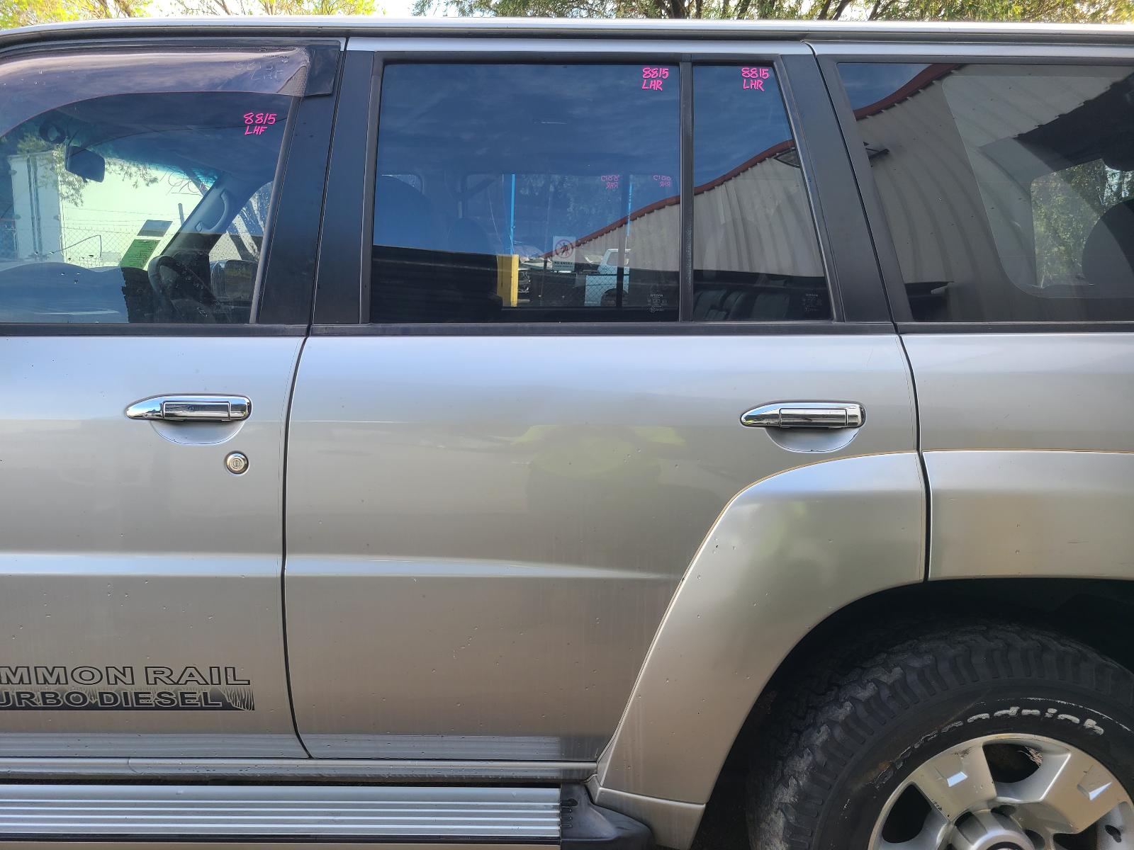 View Nissan Patrol 2011 4 Door Station Wagon