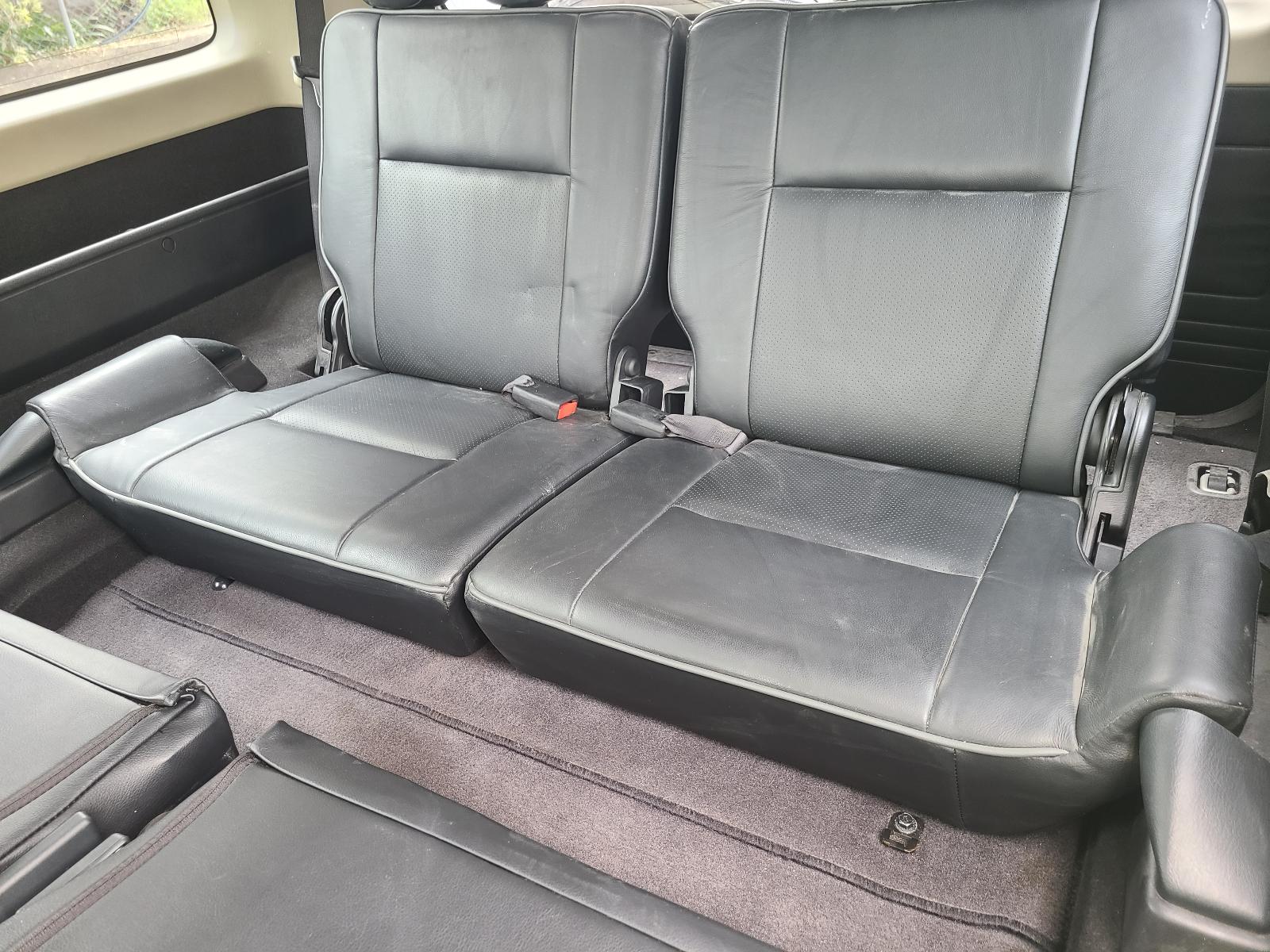 View Nissan Patrol 2011 4 Door Station Wagon
