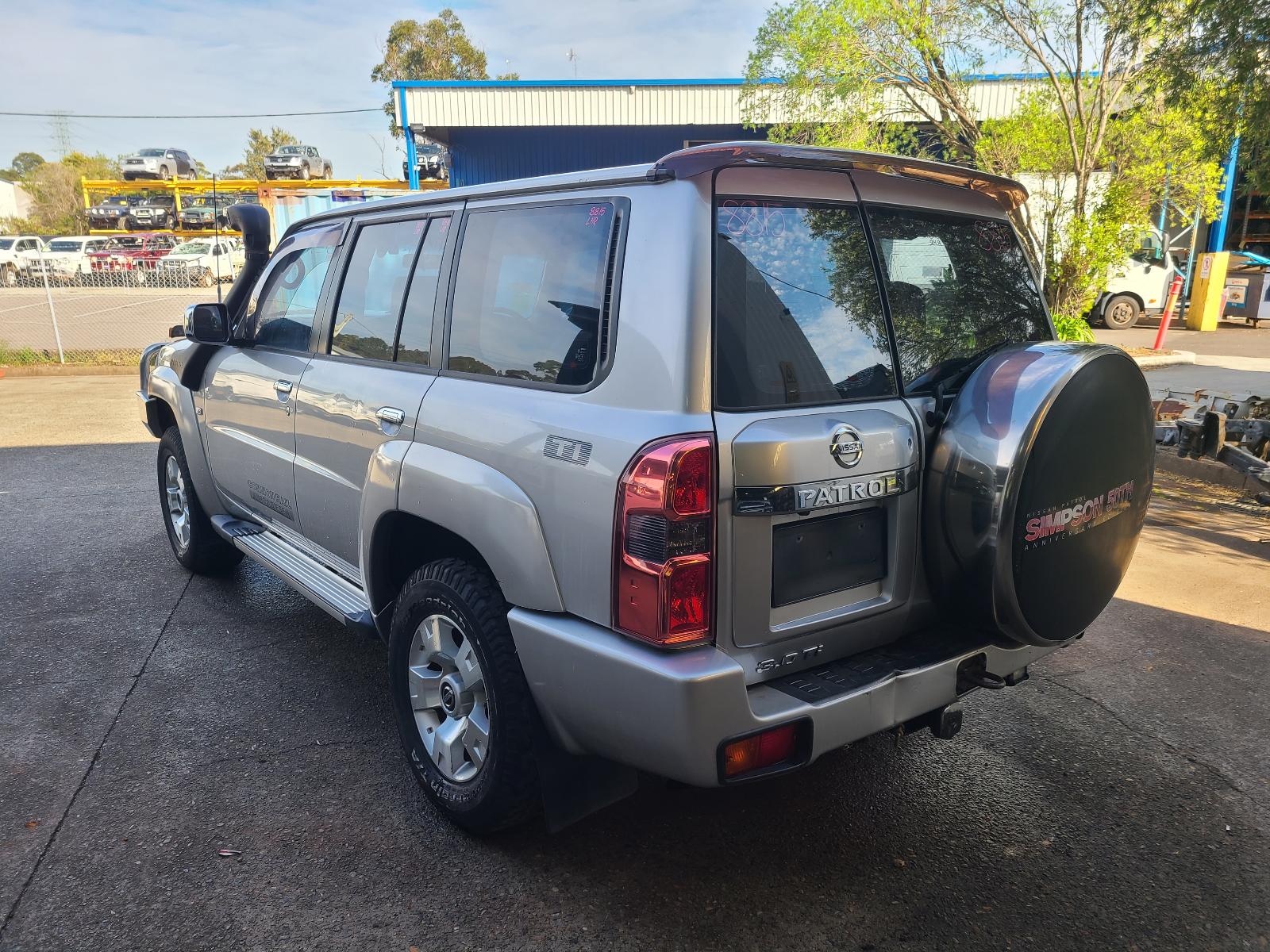 View Nissan Patrol 2011 4 Door Station Wagon