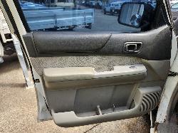 View Nissan Patrol 2003 4 Door Station Wagon