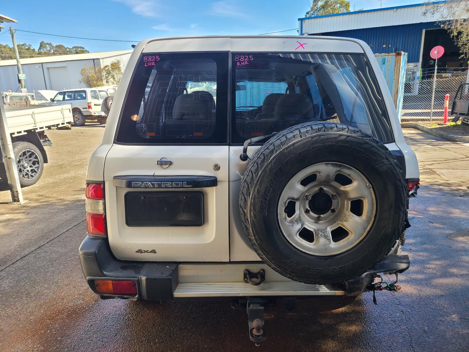 View Nissan Patrol 1999  