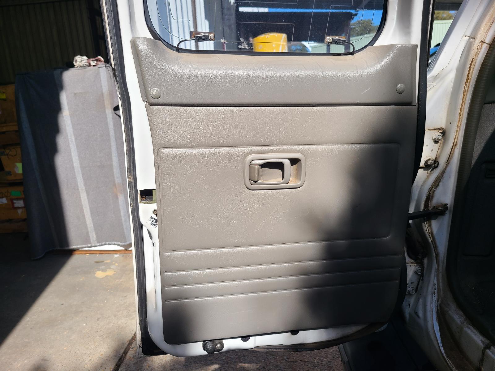 View Nissan Patrol 1999  