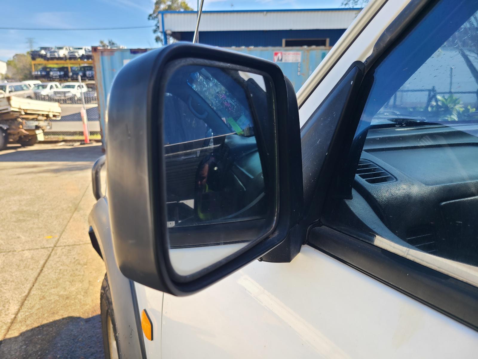 View Nissan Patrol 1999  