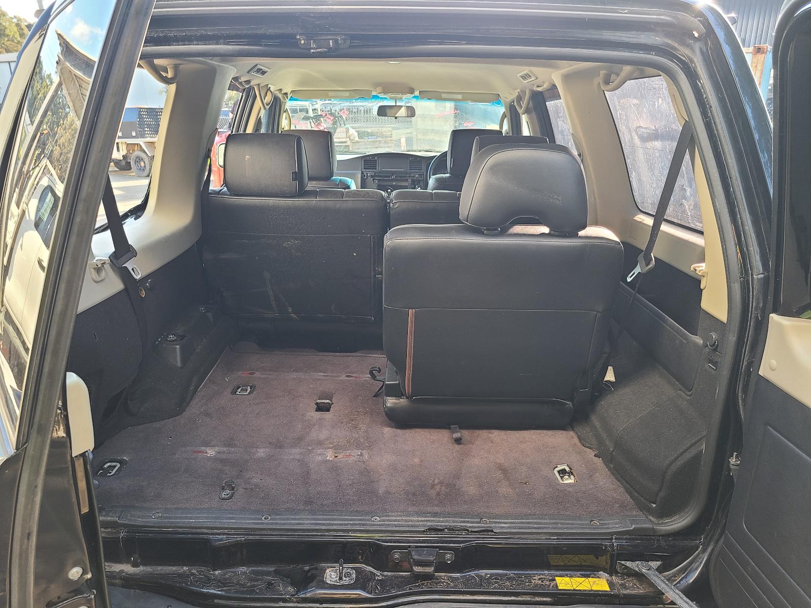 View Nissan Patrol 2014  