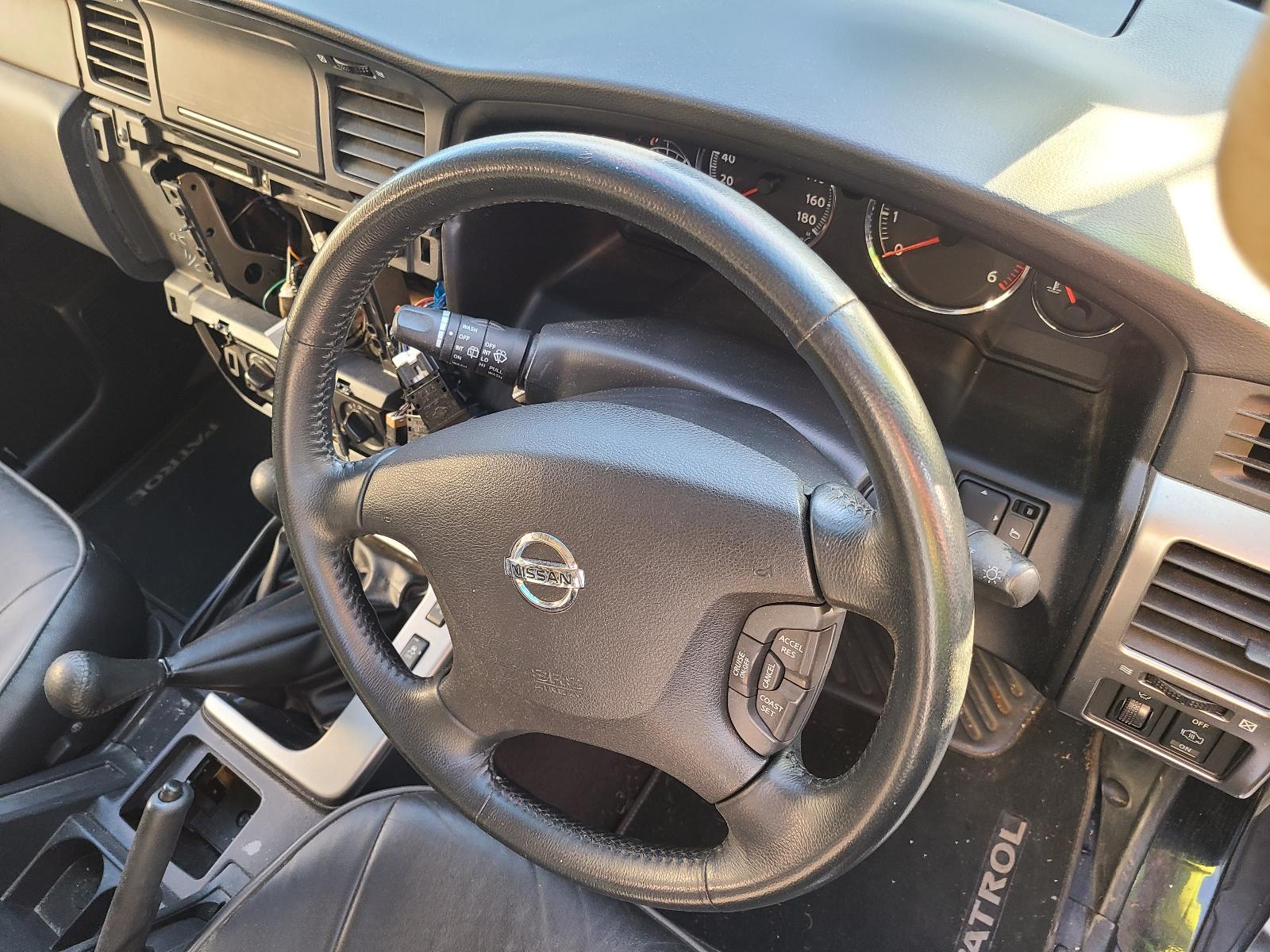 View Nissan Patrol 2014  
