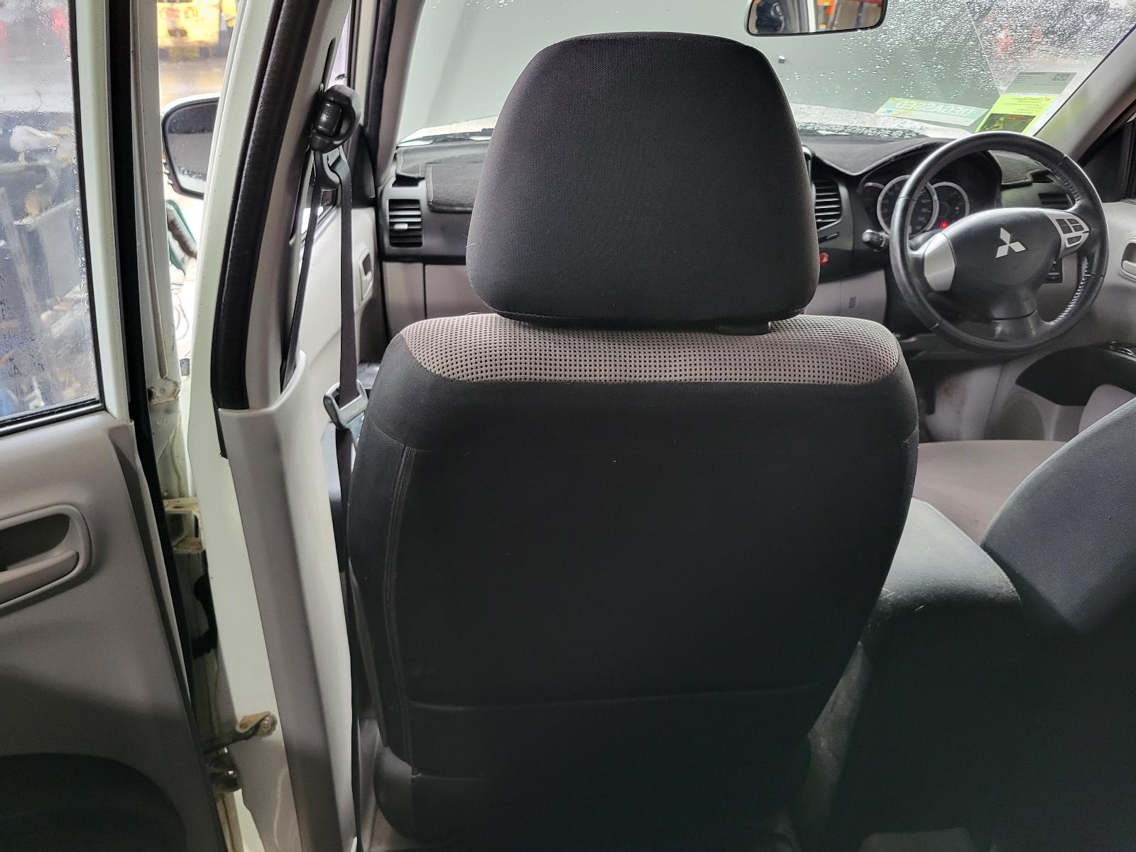 View Mitsubishi Triton 2013 4 Door Utility