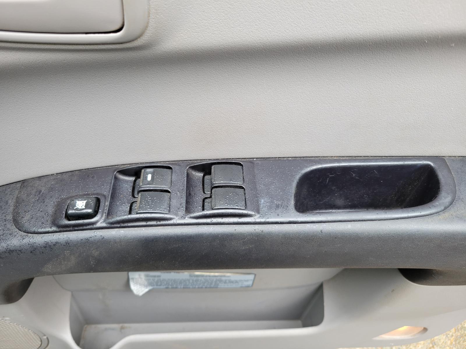 View Mitsubishi Triton 2013 4 Door Utility