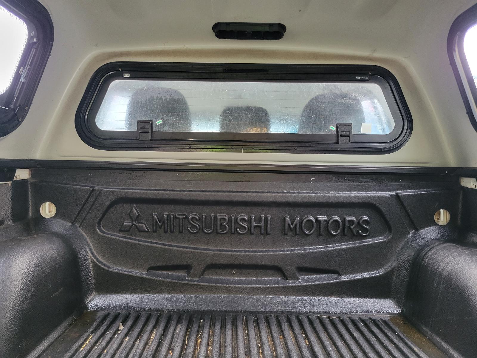 View Mitsubishi Triton 2013 4 Door Utility