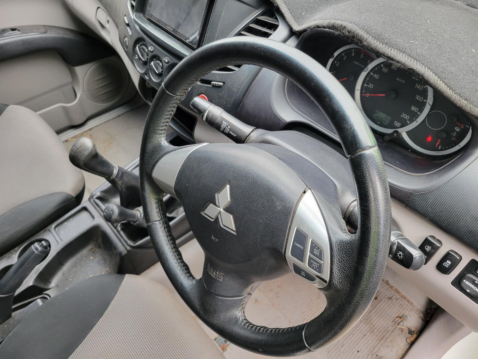 View Mitsubishi Triton 2013 4 Door Utility