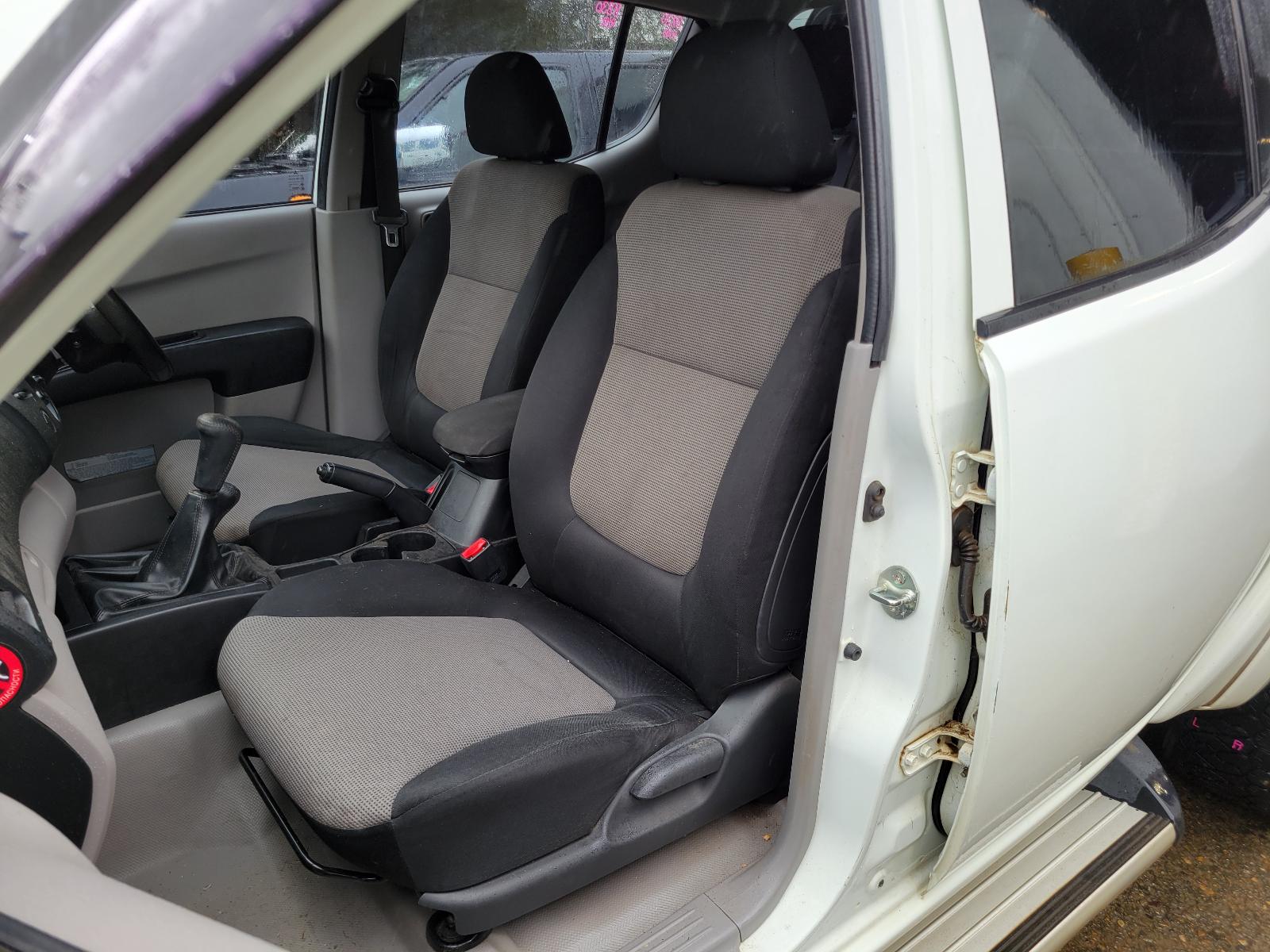 View Mitsubishi Triton 2013 4 Door Utility