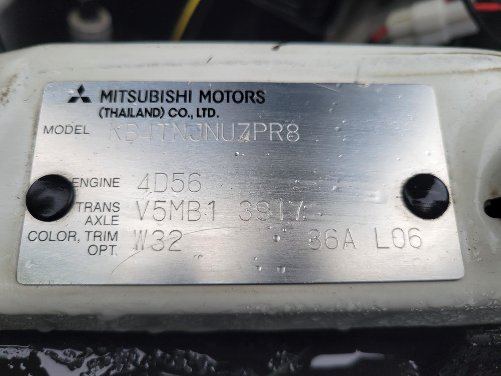 View Mitsubishi Triton 2013 4 Door Utility