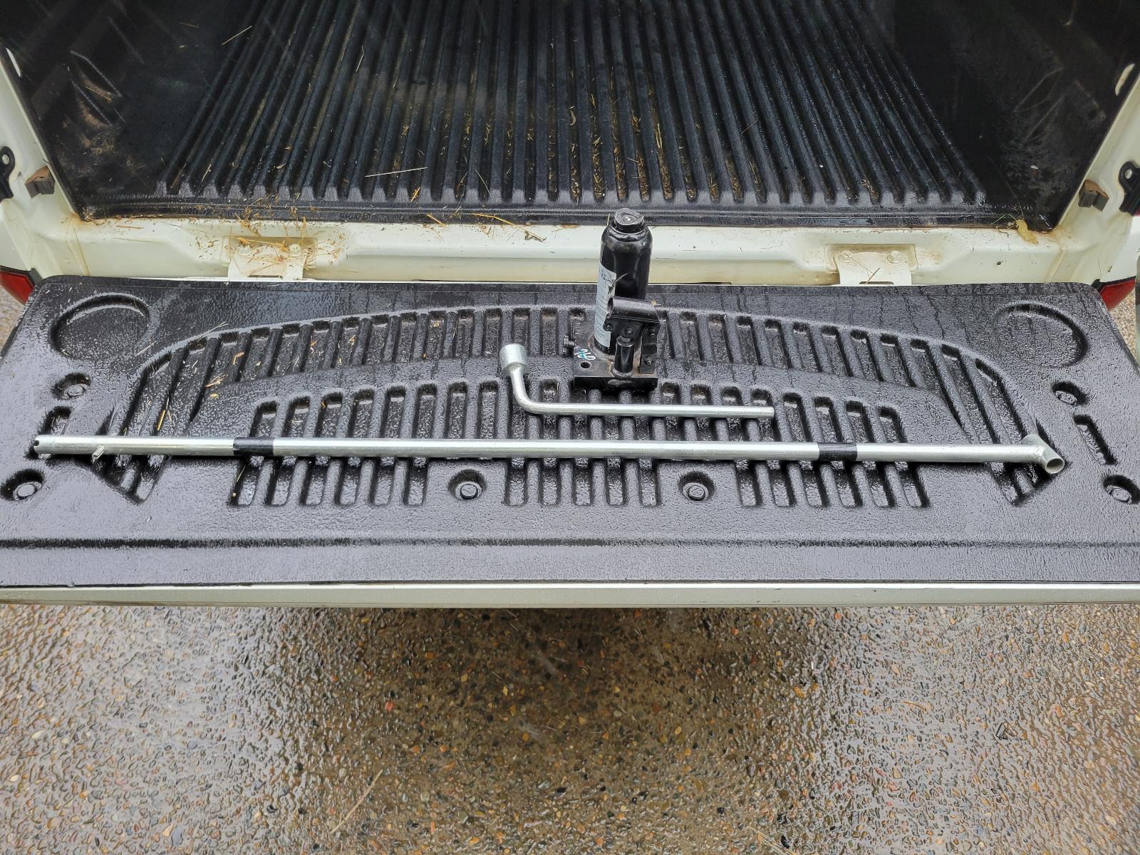 View Mitsubishi Triton 2013 4 Door Utility