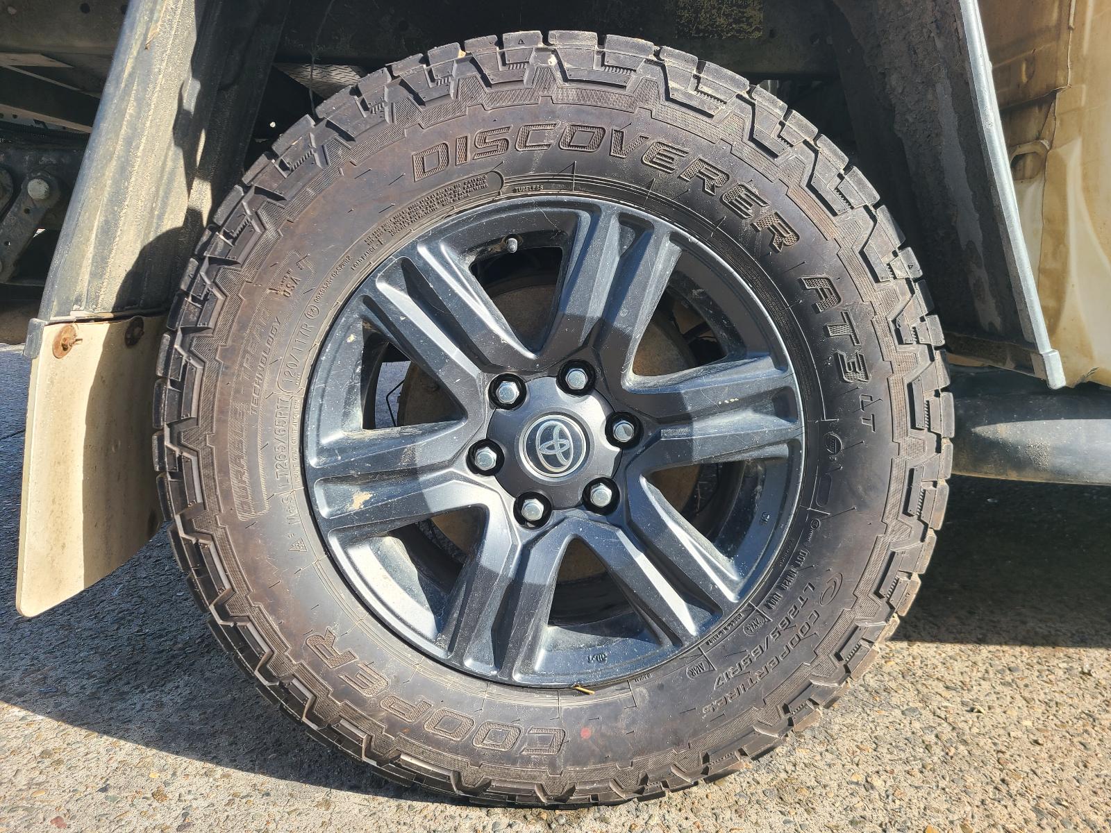 View Toyota Hilux 2023 4 Door Pickup