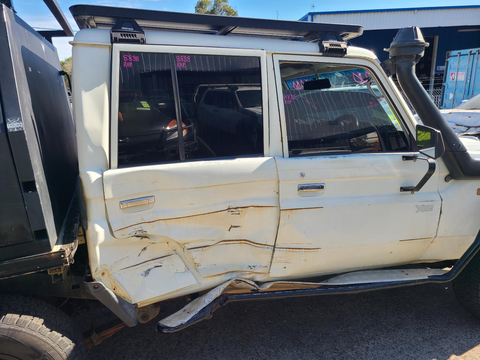 View Toyota Landcruiser 2014 4 Door Pickup