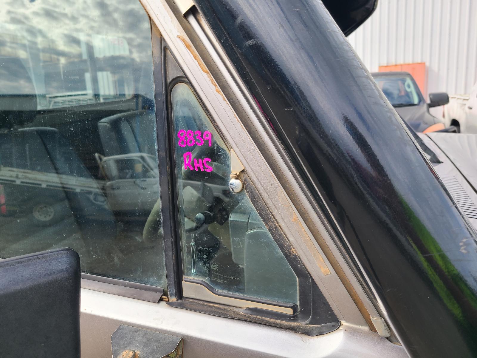 View Toyota Landcruiser 2002  
