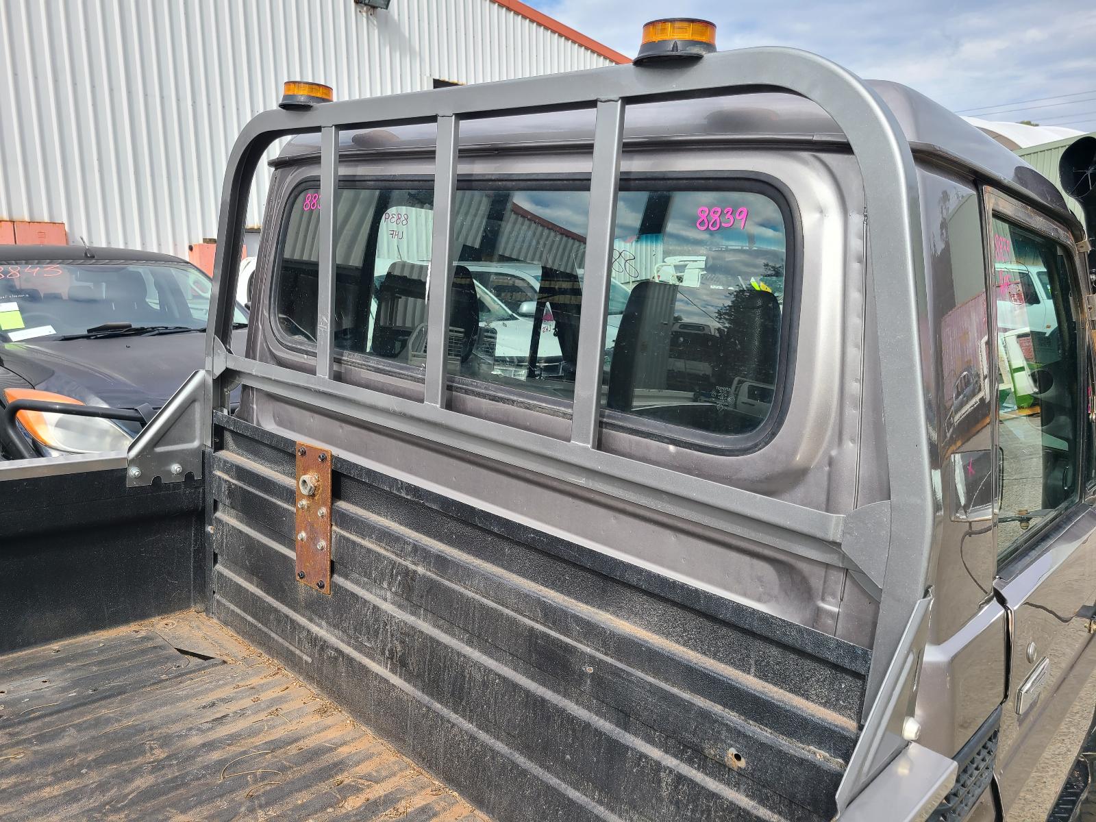 View Toyota Landcruiser 2002  