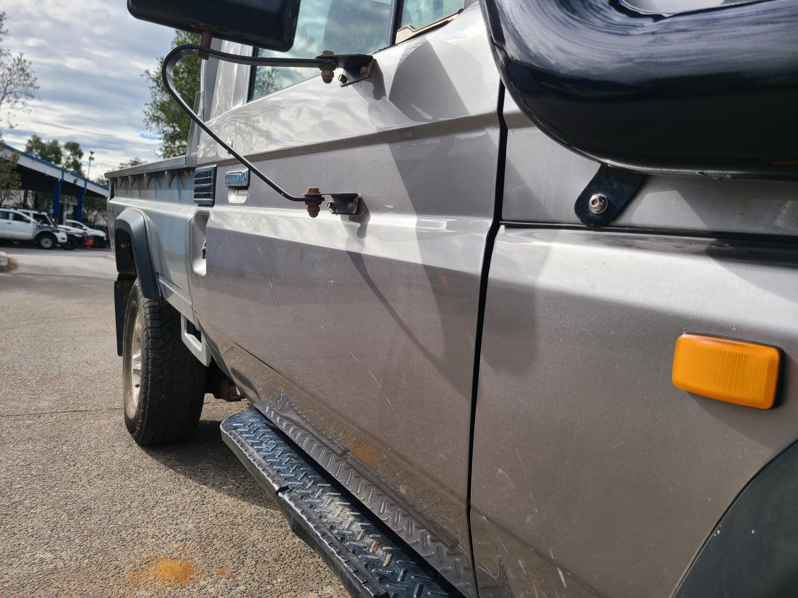 View Toyota Landcruiser 2002  