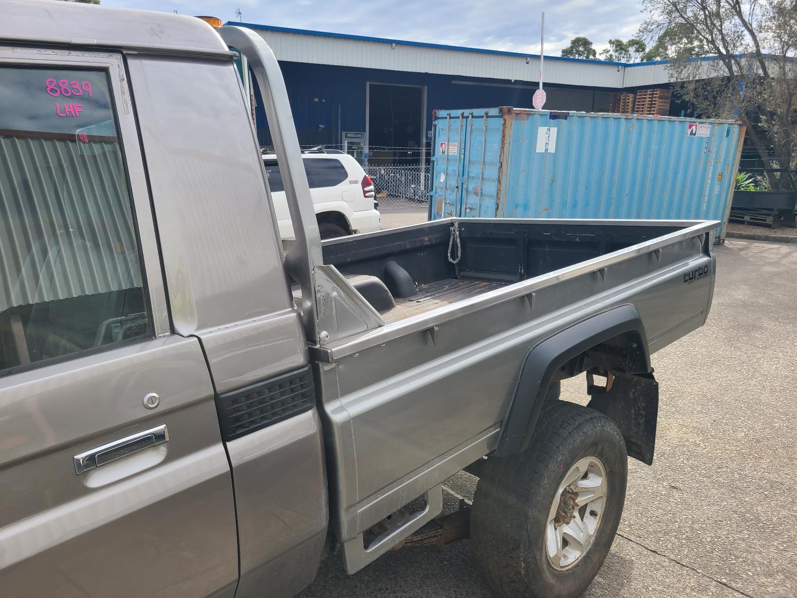 View Toyota Landcruiser 2002  