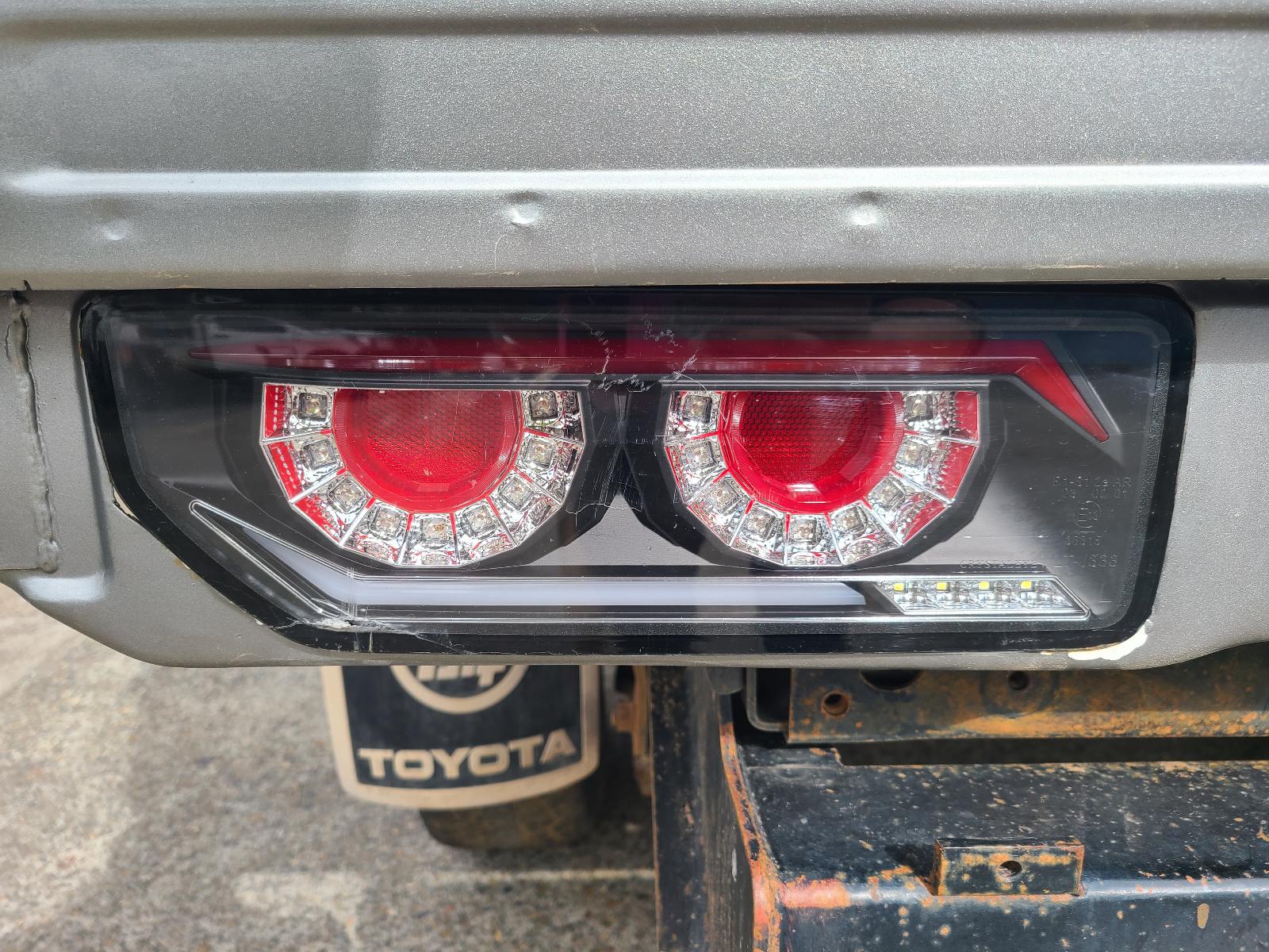 View Toyota Landcruiser 2002  