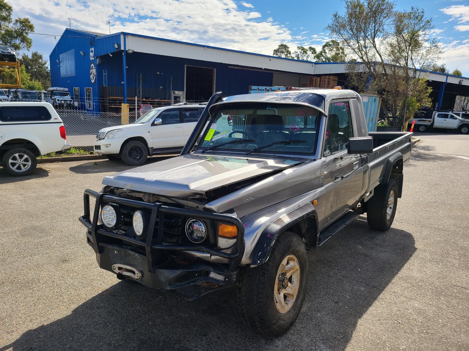 View Toyota Landcruiser 2002  