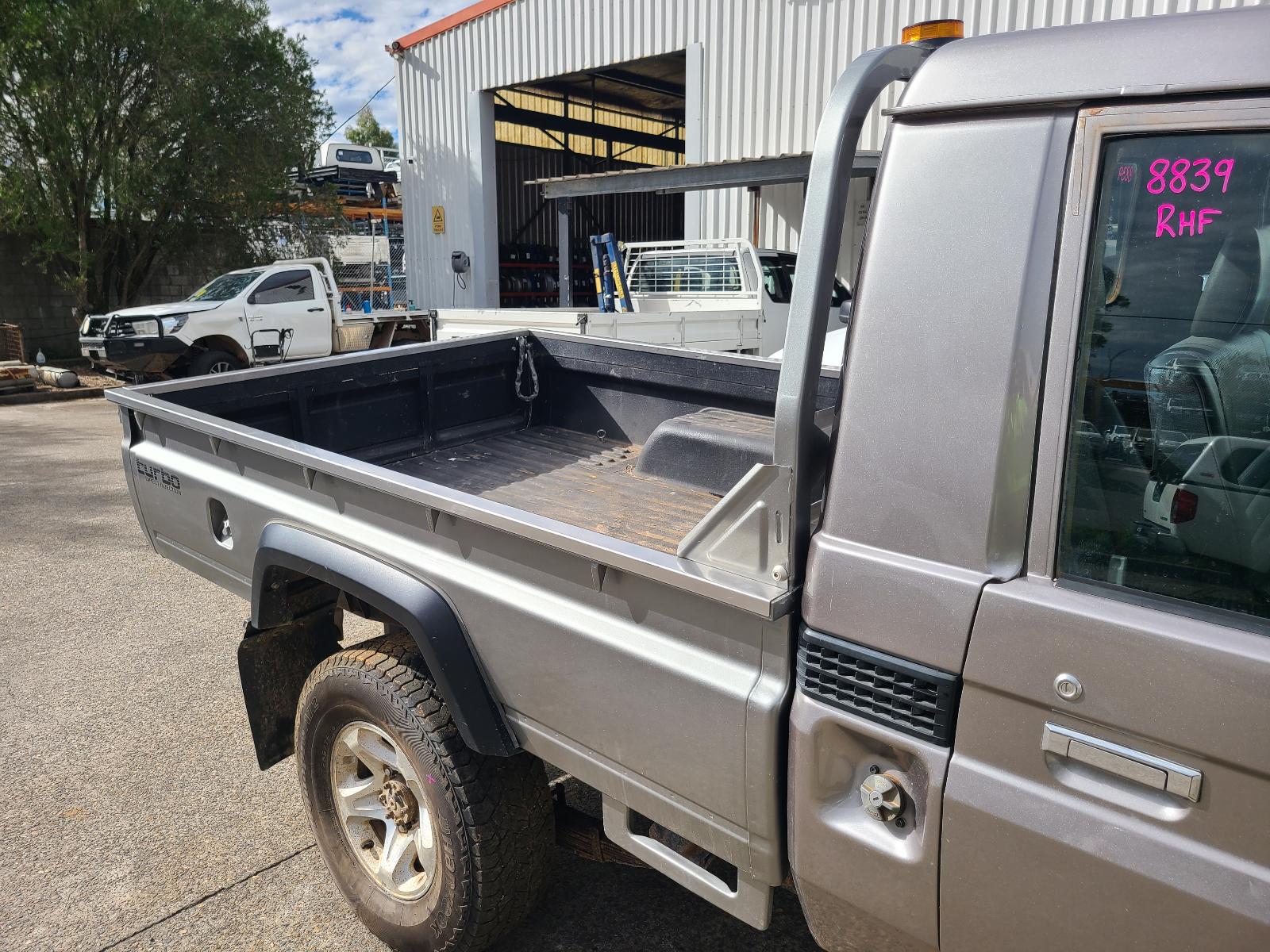 View Toyota Landcruiser 2002  