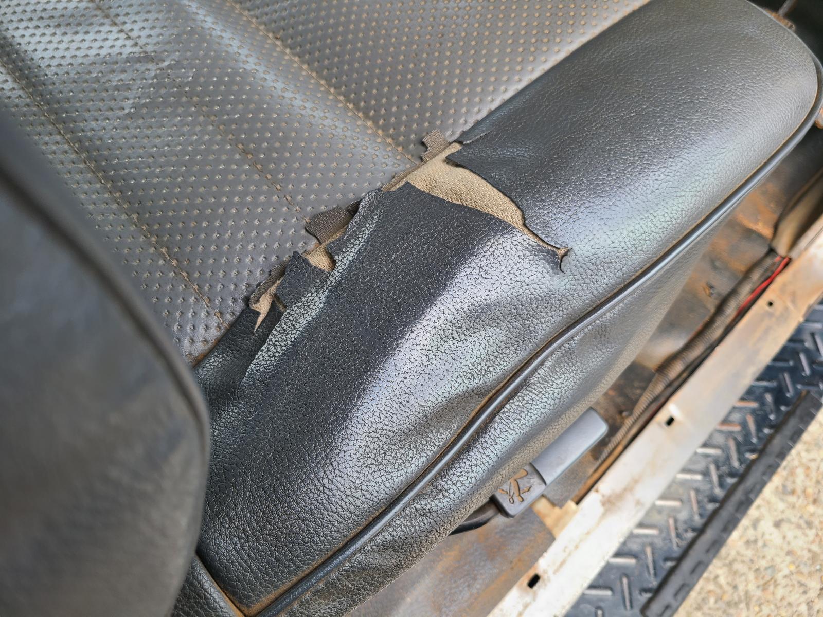 View Toyota Landcruiser 2002  