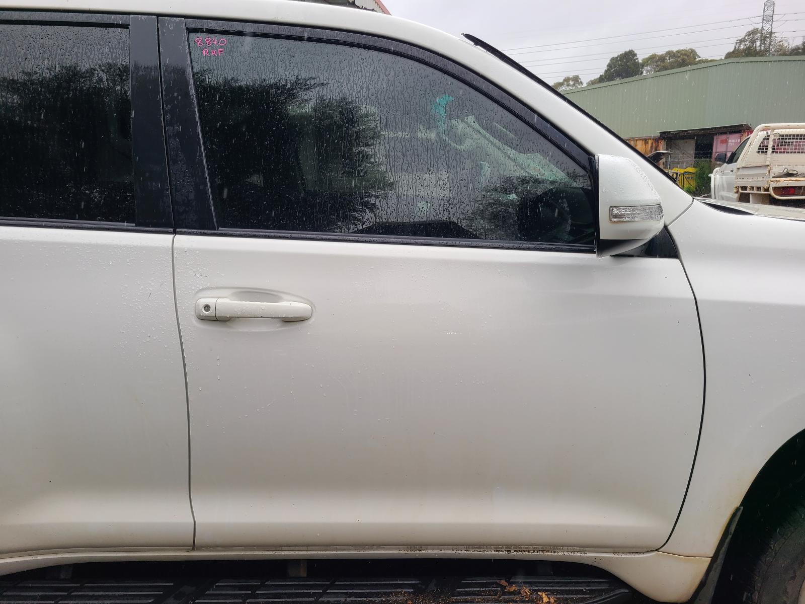 View Toyota Prado 2014 4 Door Station Wagon