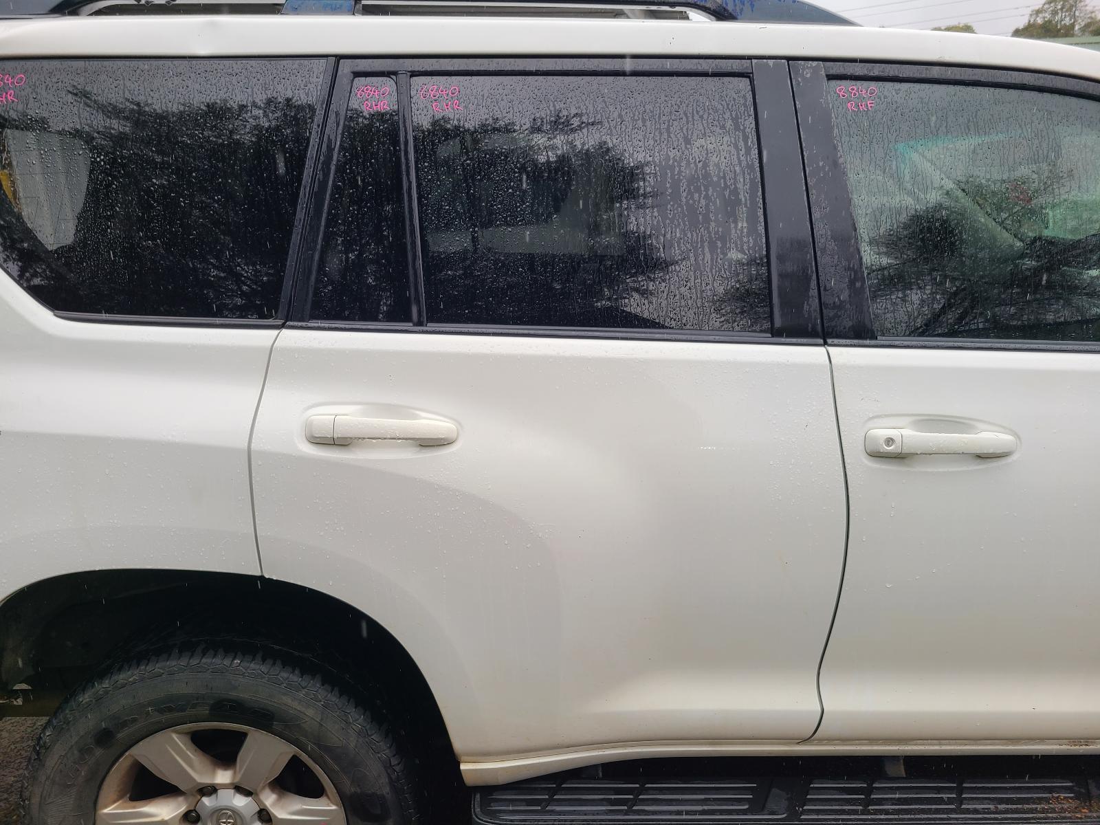 View Toyota Prado 2014 4 Door Station Wagon