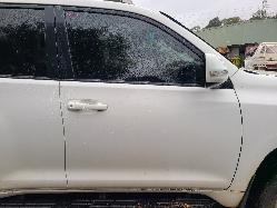 View Toyota Prado 2014 4 Door Station Wagon