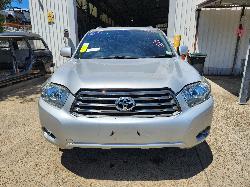 View Toyota Kluger 2010 4 Door Station Wagon