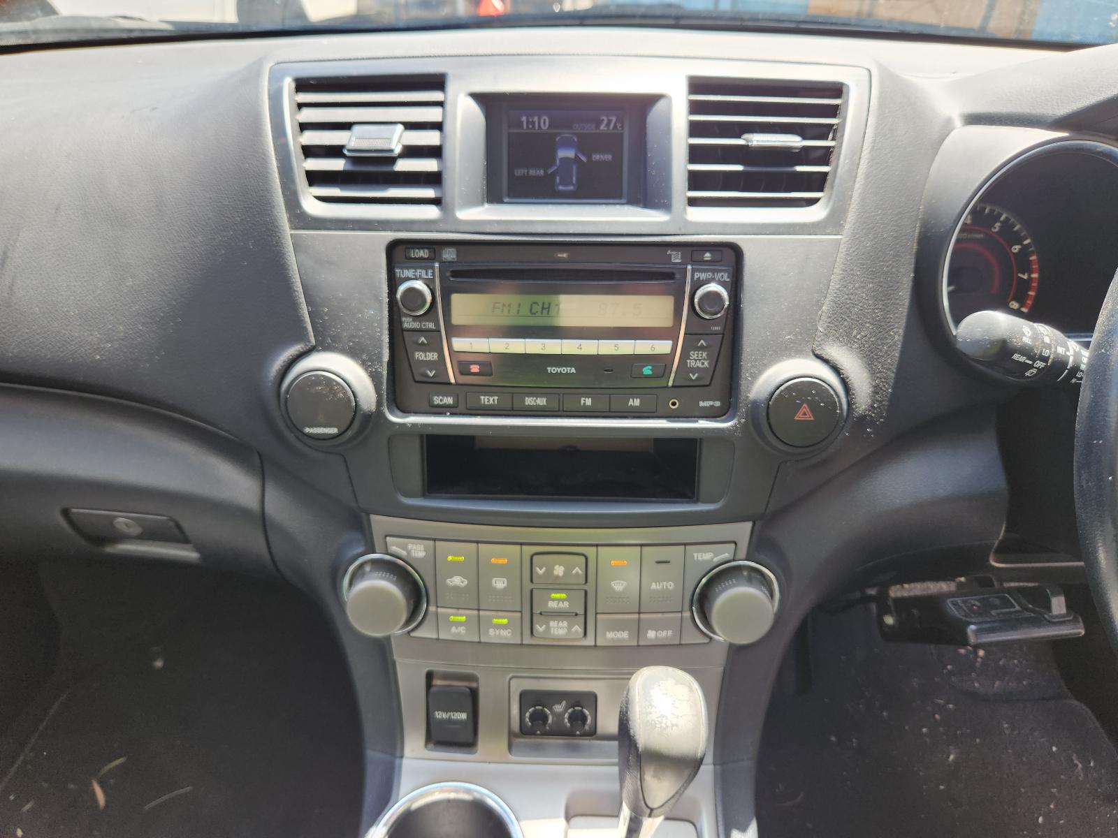 Toyota Kluger 2010 4 Door Station Wagon View Toyota Kluger 2010 4 Door Station Wagon