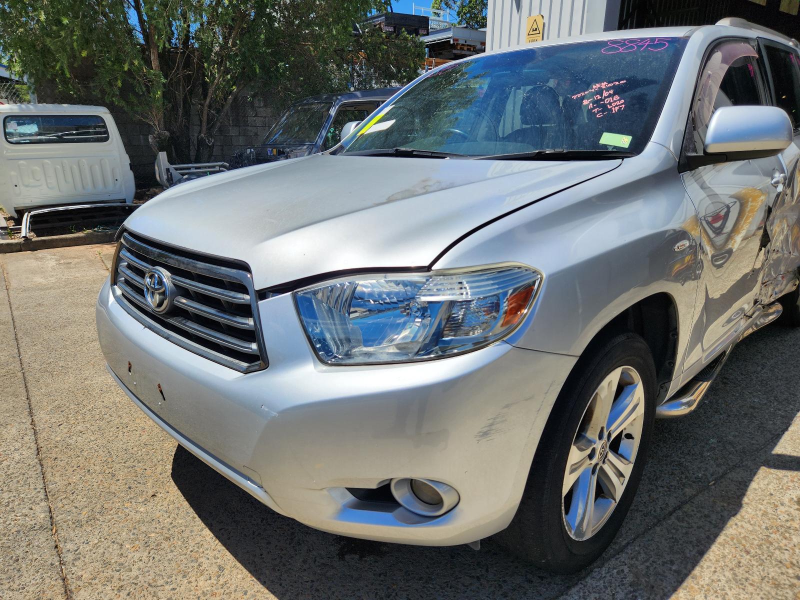 Toyota Kluger 2010 4 Door Station Wagon View Toyota Kluger 2010 4 Door Station Wagon