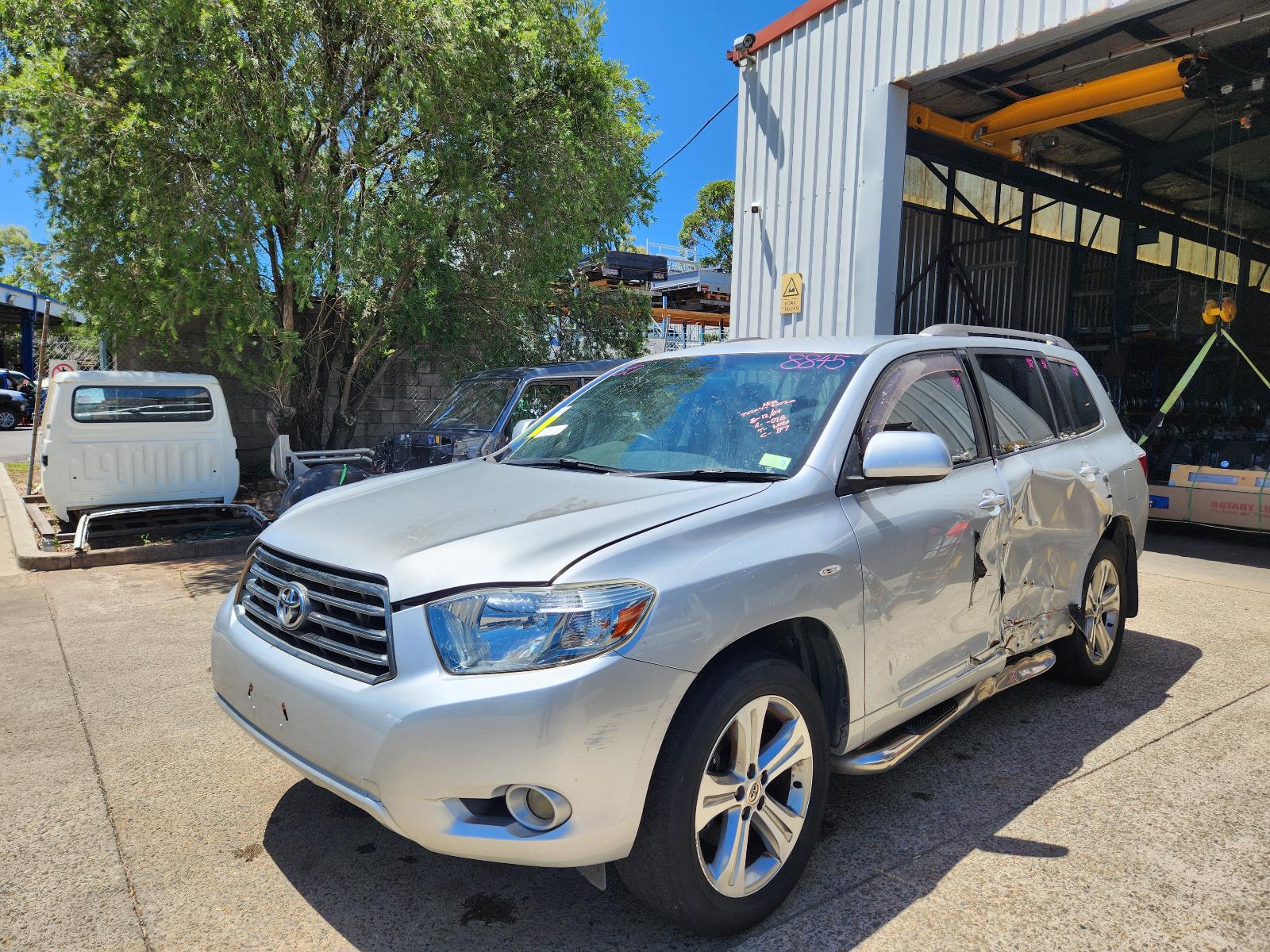 Toyota Kluger 2010 4 Door Station Wagon View Toyota Kluger 2010 4 Door Station Wagon