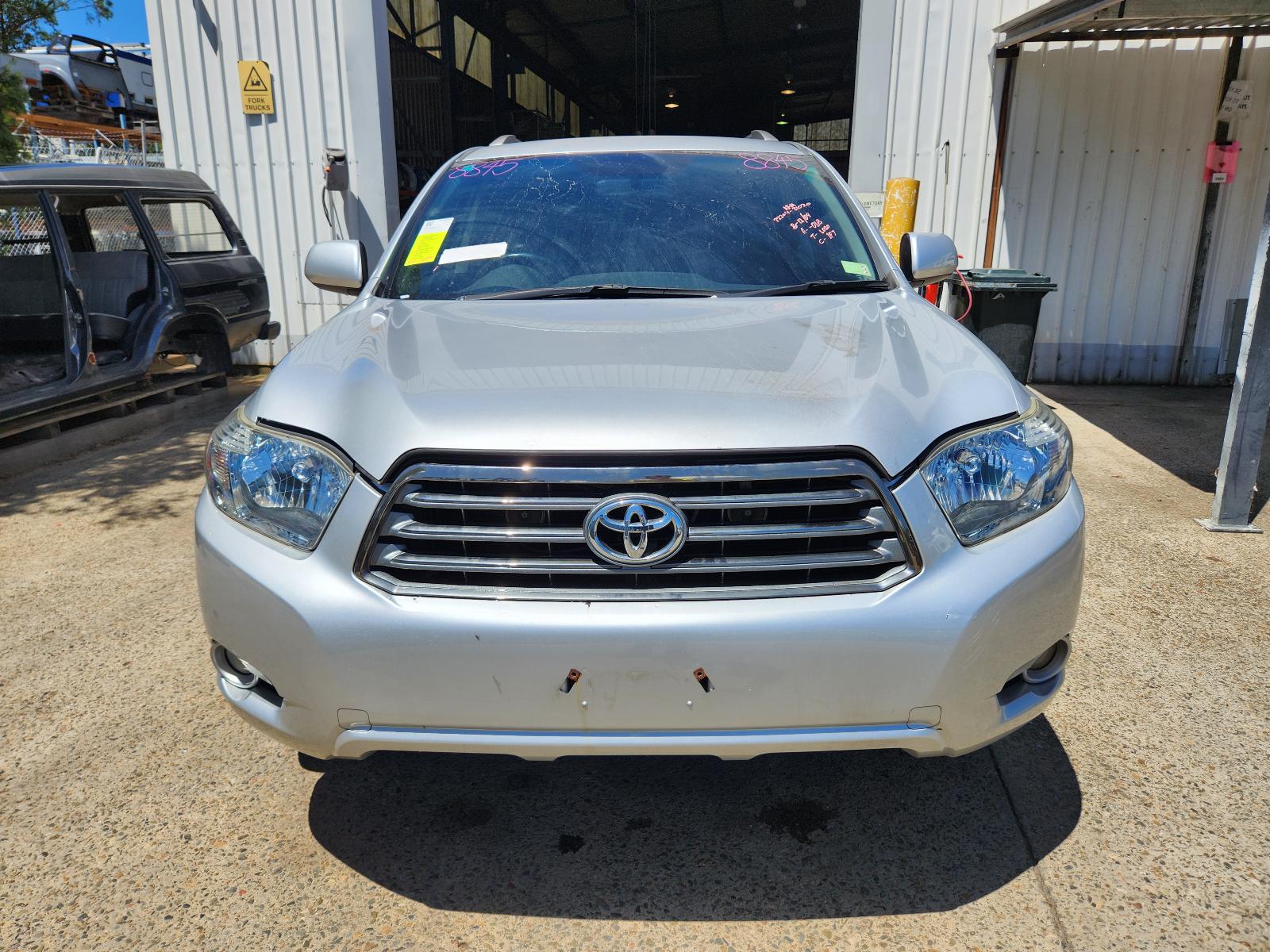 Toyota Kluger 2010 4 Door Station Wagon View Toyota Kluger 2010 4 Door Station Wagon