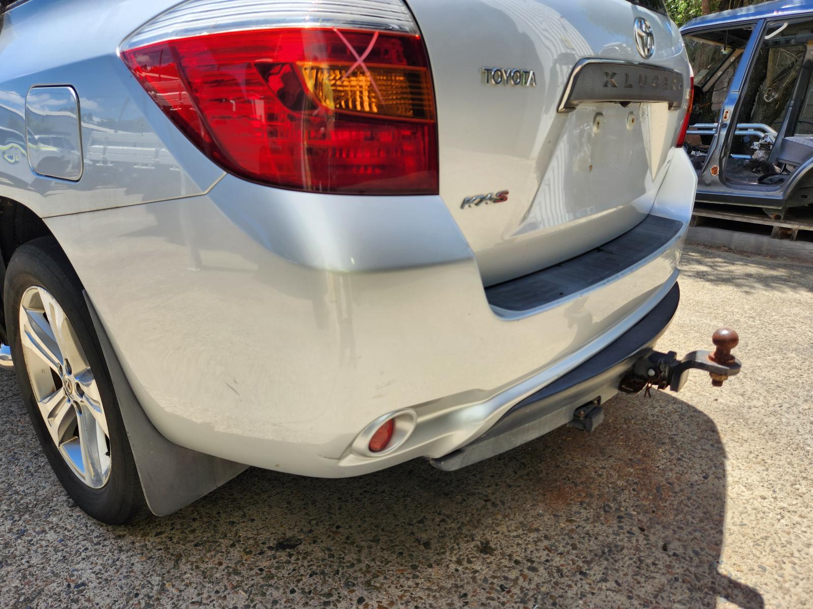 Toyota Kluger 2010 4 Door Station Wagon View Toyota Kluger 2010 4 Door Station Wagon