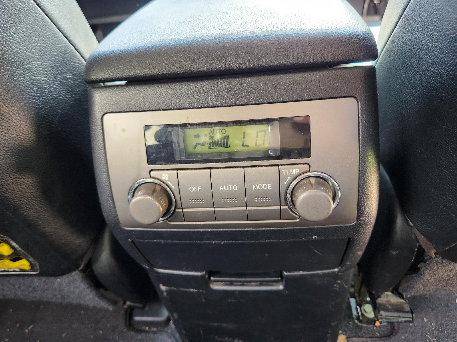 Toyota Kluger 2010 4 Door Station Wagon View Toyota Kluger 2010 4 Door Station Wagon