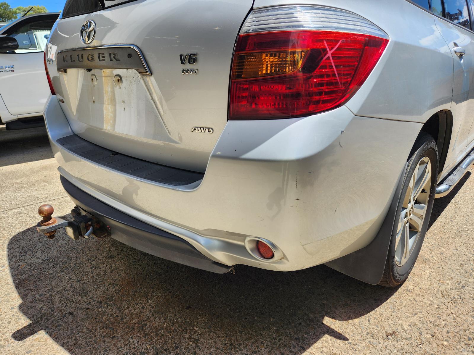 Toyota Kluger 2010 4 Door Station Wagon View Toyota Kluger 2010 4 Door Station Wagon