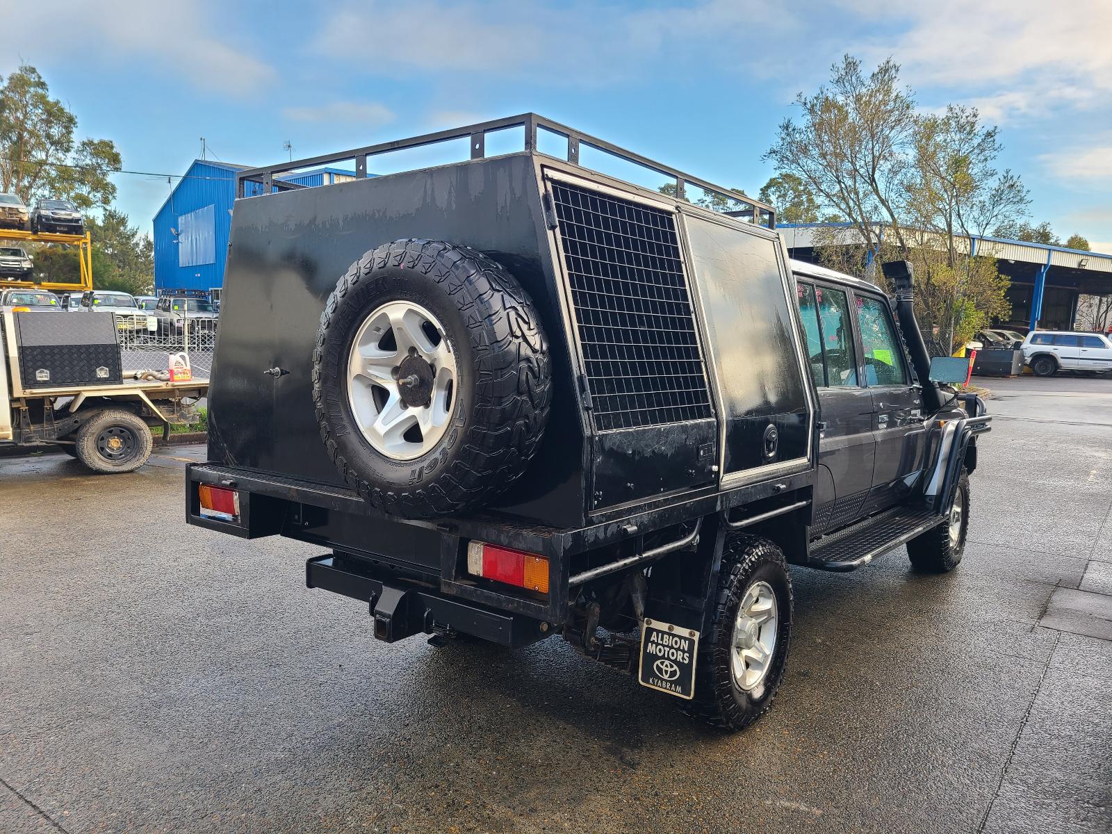 View Toyota Landcruiser 2019 4 Door Pickup