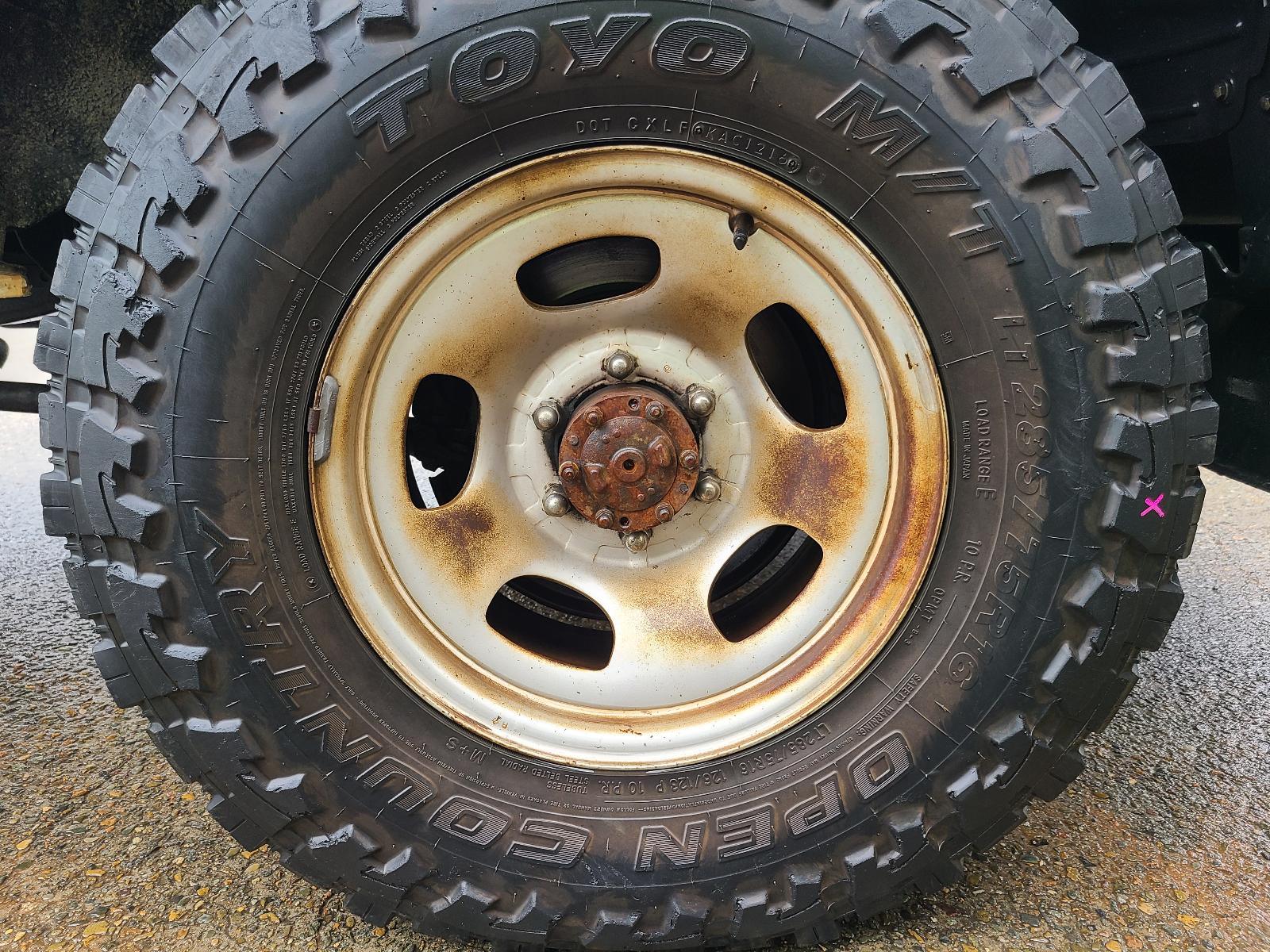 View Toyota Landcruiser 1996 4 Door Station Wagon