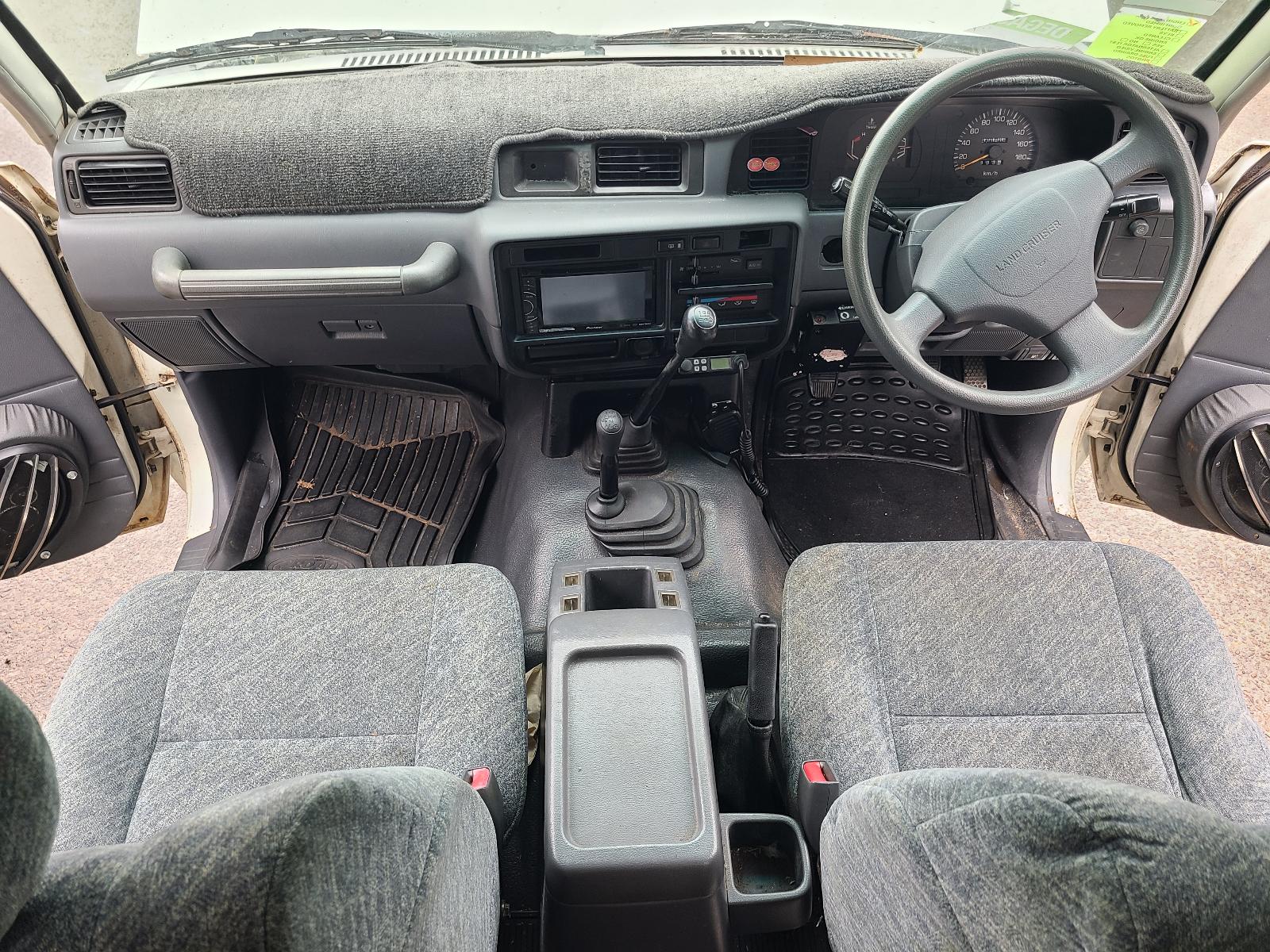 View Toyota Landcruiser 1996 4 Door Station Wagon