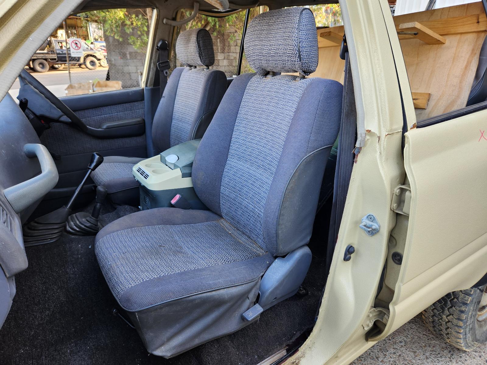 Toyota Landcruiser 1993 4 Door Station Wagon View Toyota Landcruiser 1993 4 Door Station Wagon