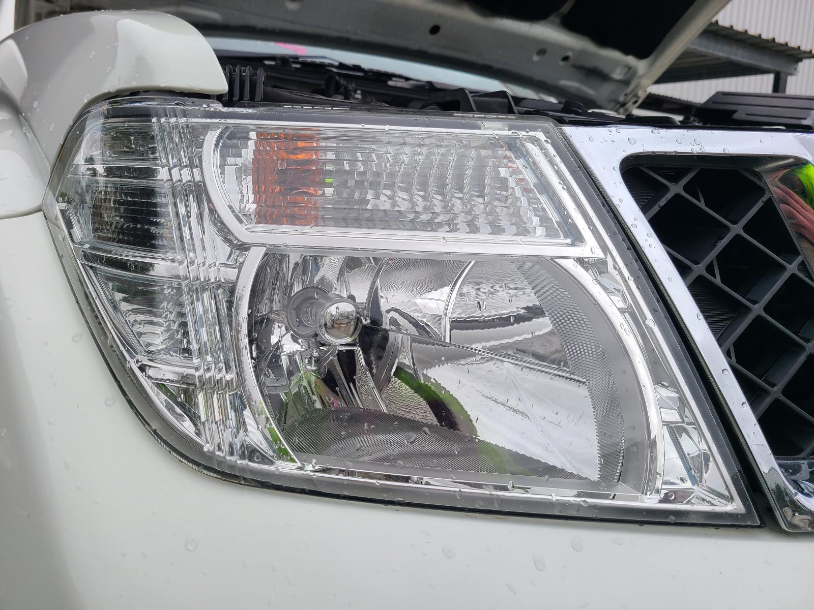 View Nissan Navara 2012 4 Door Utility