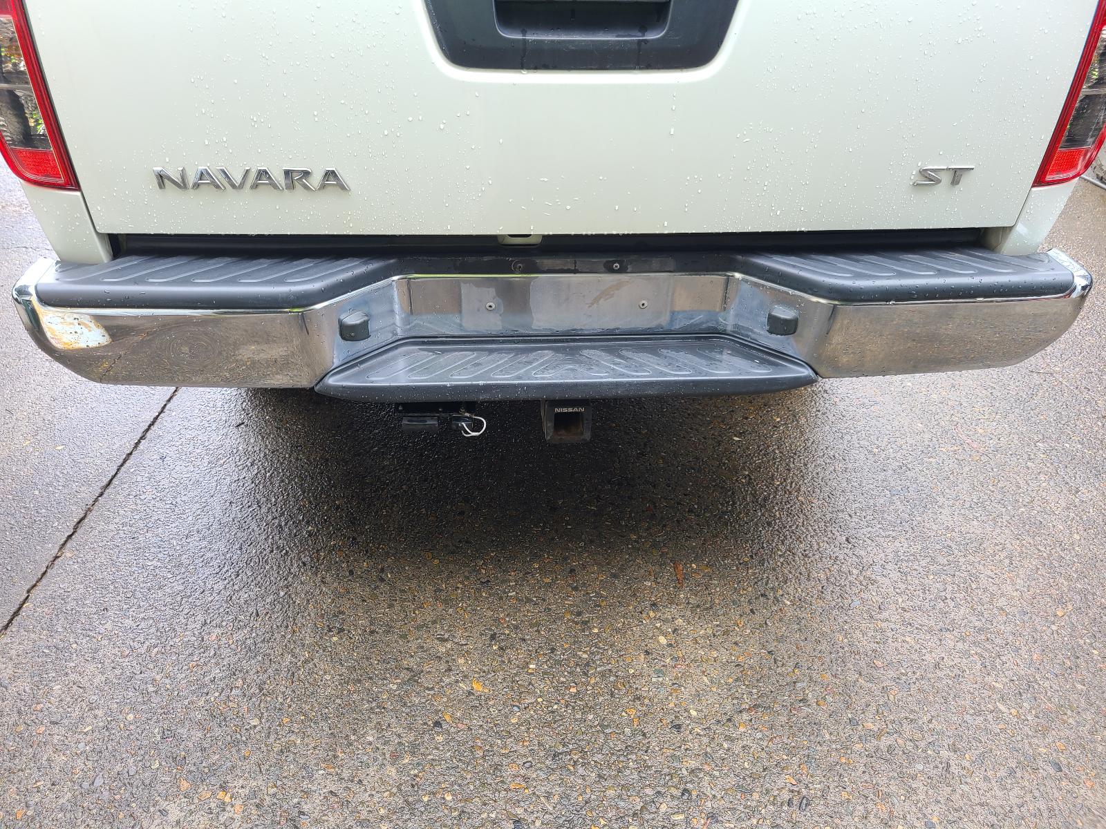 View Nissan Navara 2012 4 Door Utility