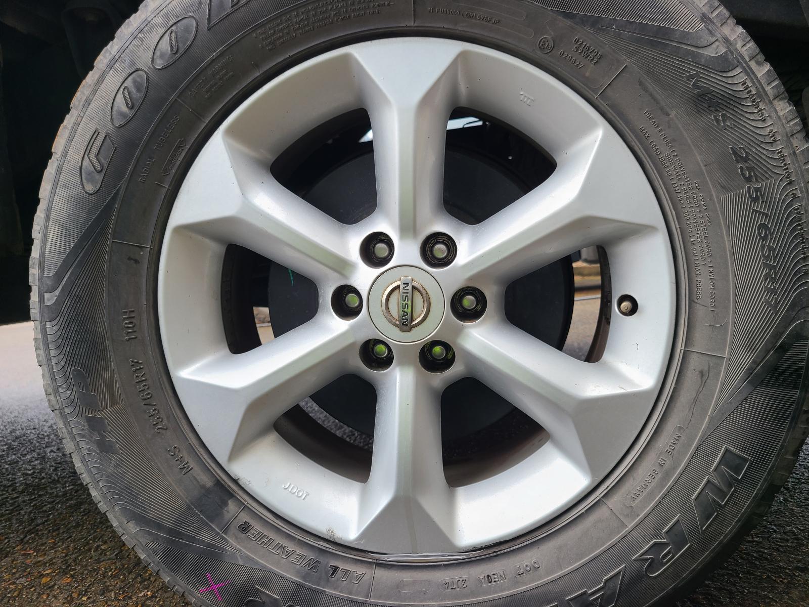 View Nissan Navara 2012 4 Door Utility