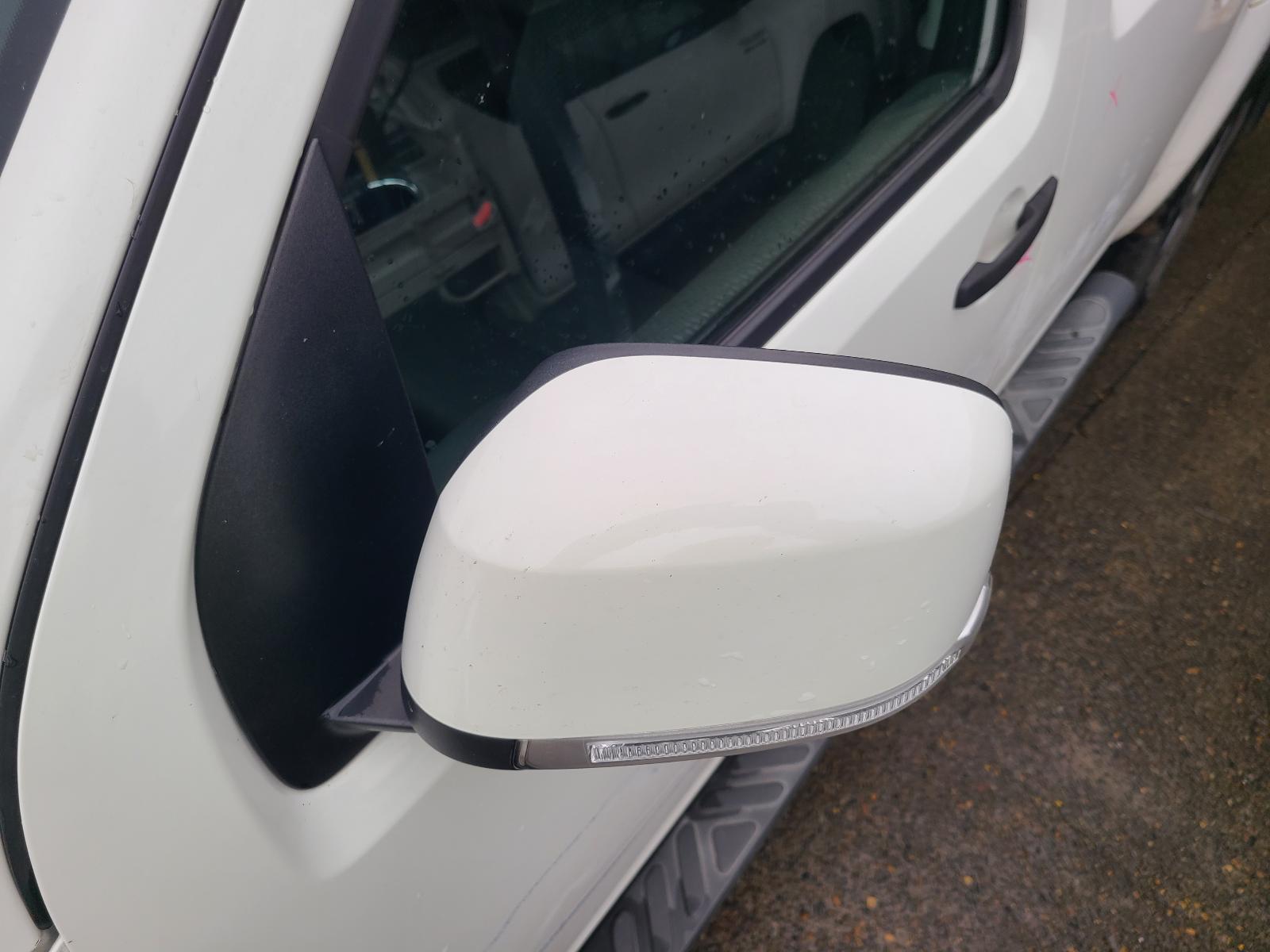 View Nissan Navara 2012 4 Door Utility