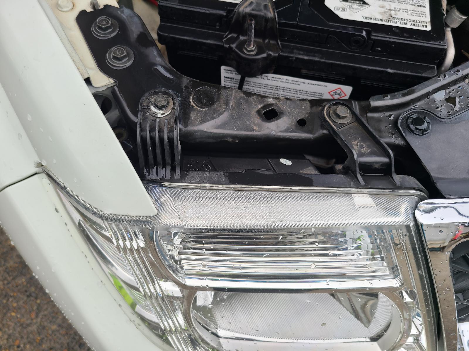 View Nissan Navara 2012 4 Door Utility