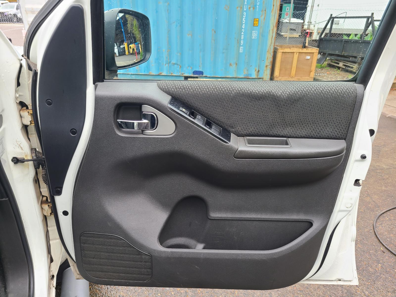 View Nissan Navara 2012 4 Door Utility