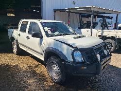 View Isuzu Dmax 2011  