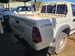 View Isuzu Dmax 2011  